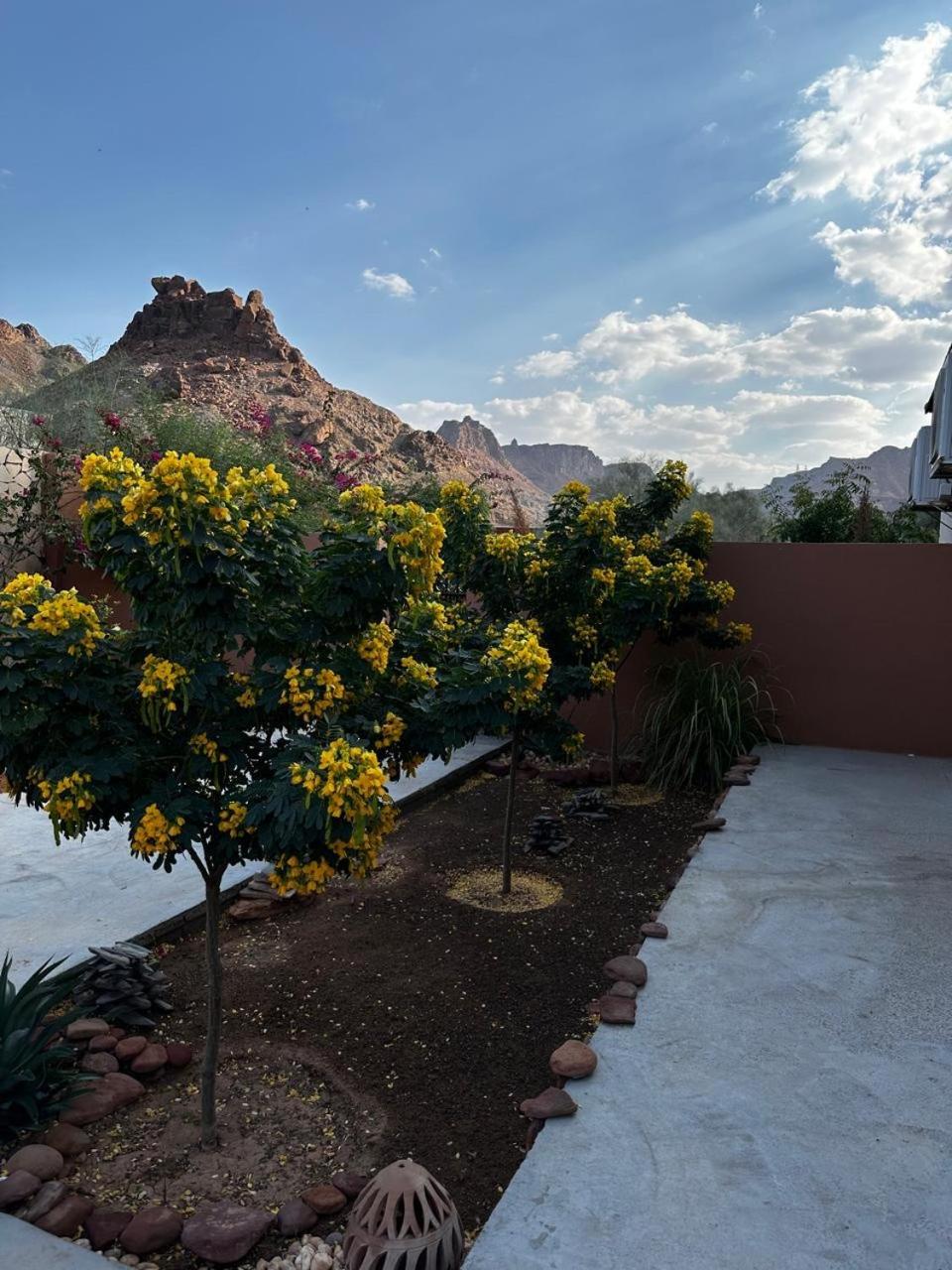 Villa بمزرعة